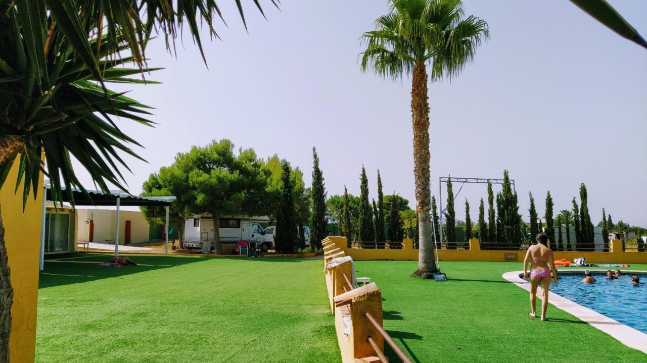 Espacio Alegria - Rural Houses, Hostel, & Wellness Center Cartagena