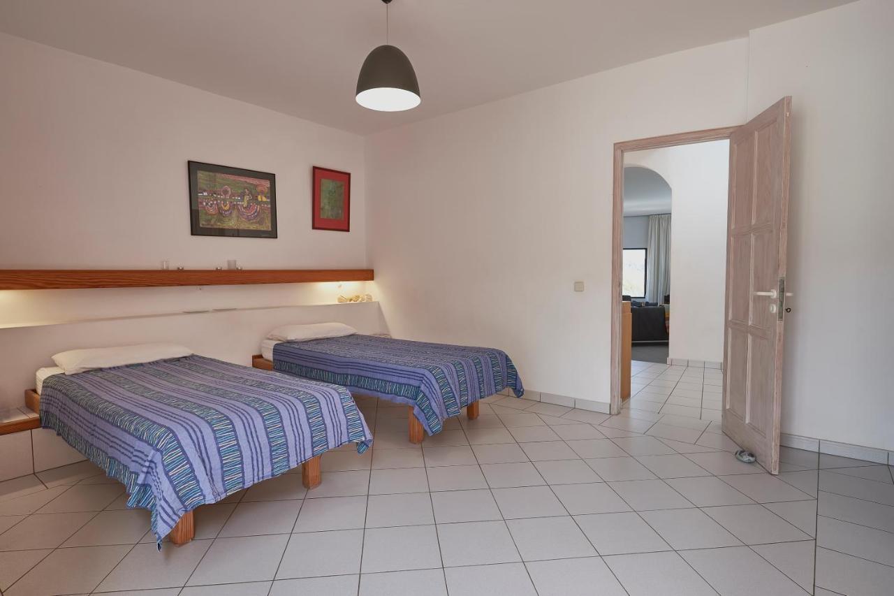 Paradise Beach Villa Giniginamar