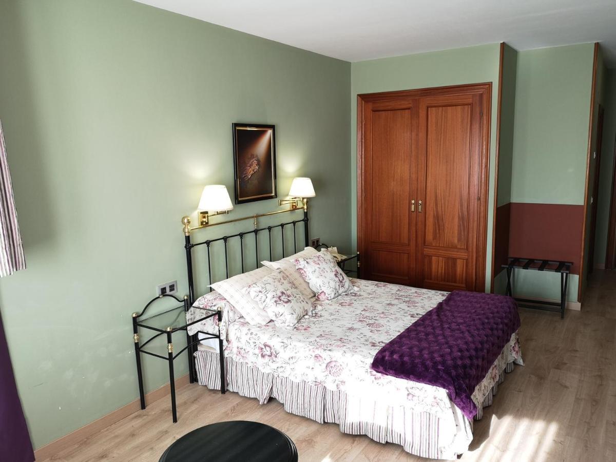 Y Casona El Carmen Hotel Perlora