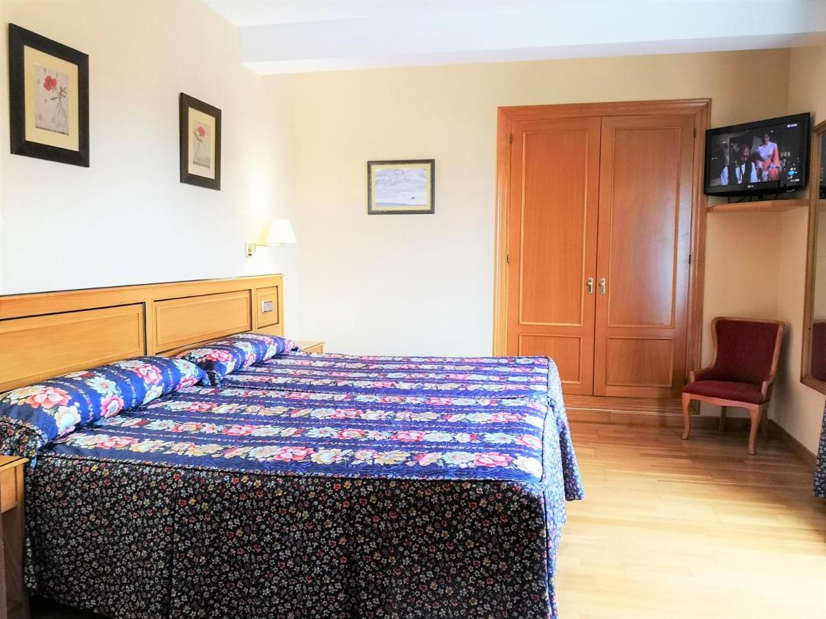 Y Casona El Carmen 3* Perlora
