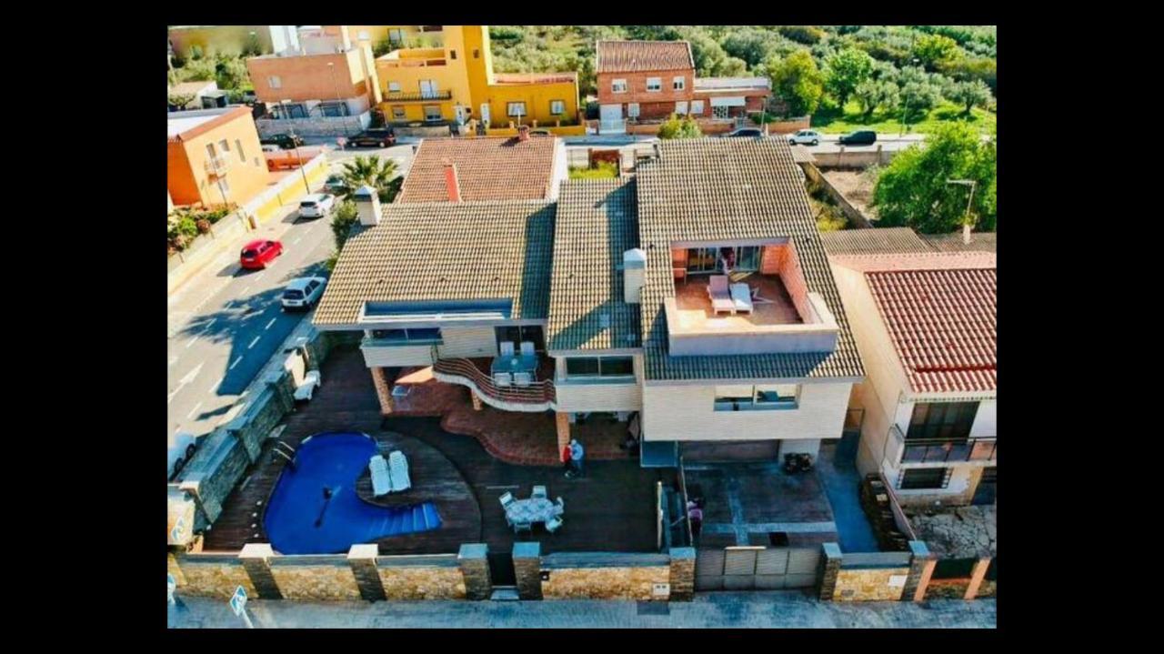 Luxury Rock Tirri *