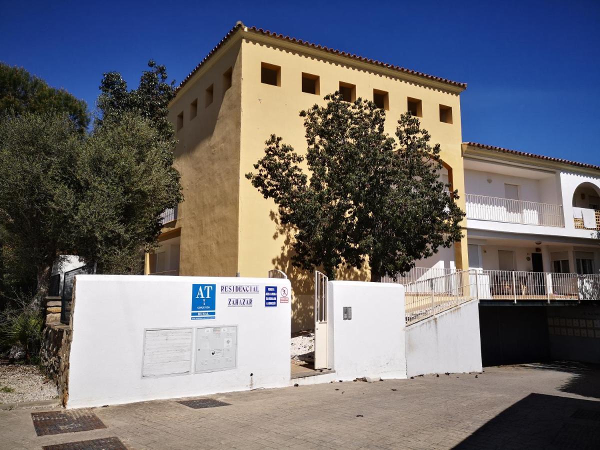 Entres Dos Paraísos: Zahara De Atunes Y Tarifa La Zarzuela