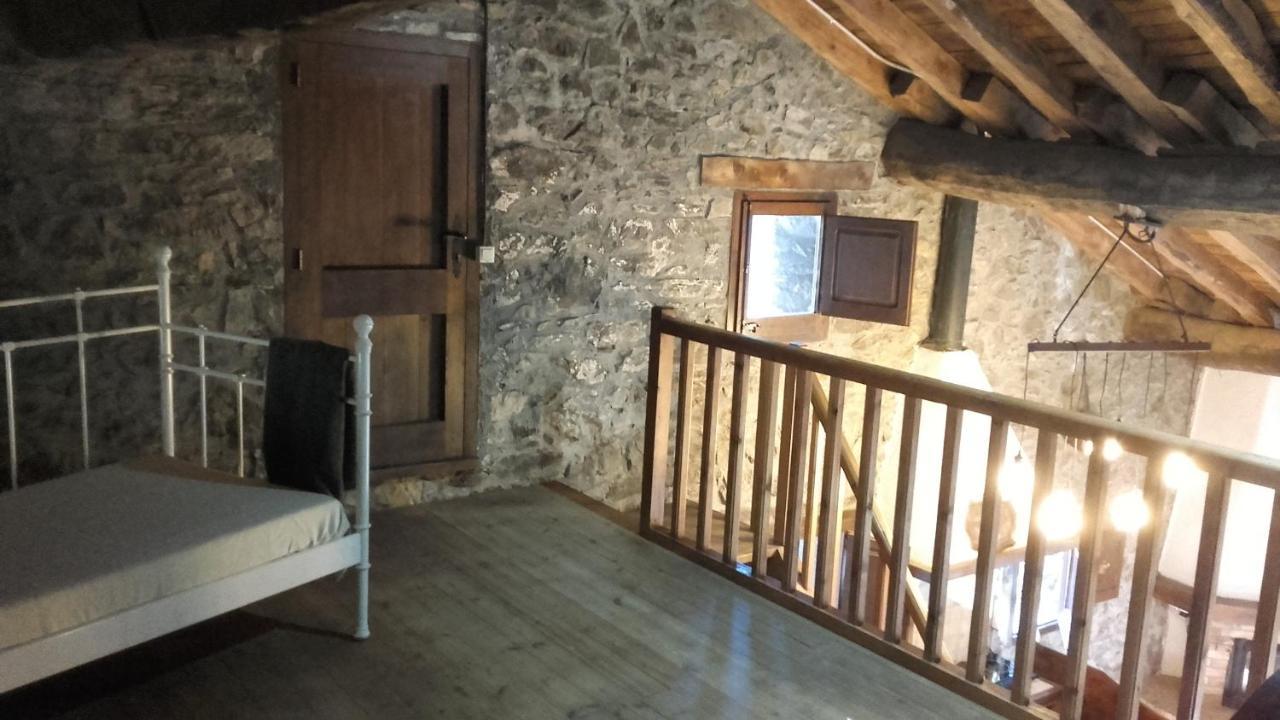 Cal Sadurní Casa rural Planoles (Planolas)