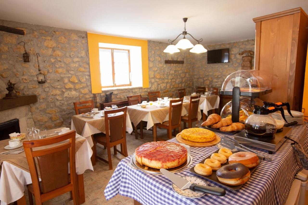 La Casona De Cardes Hotel