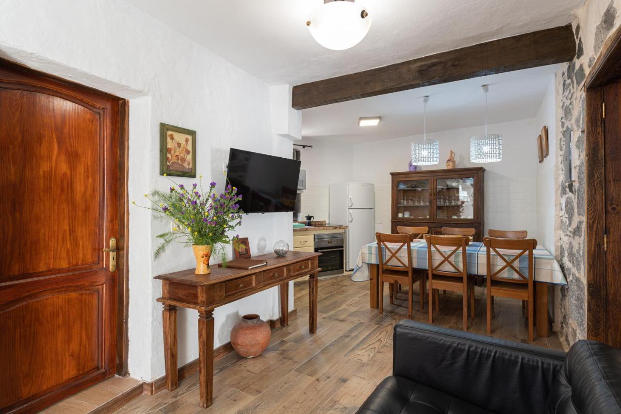 Holiday home Vv La Casa Nueva Jacuzzi 6p, Wifi ,bbq, Ac *