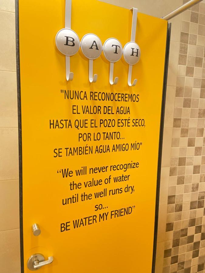 Senor Oso Hostel