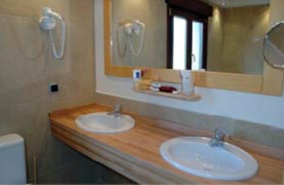 Erreka Hotel Guenes