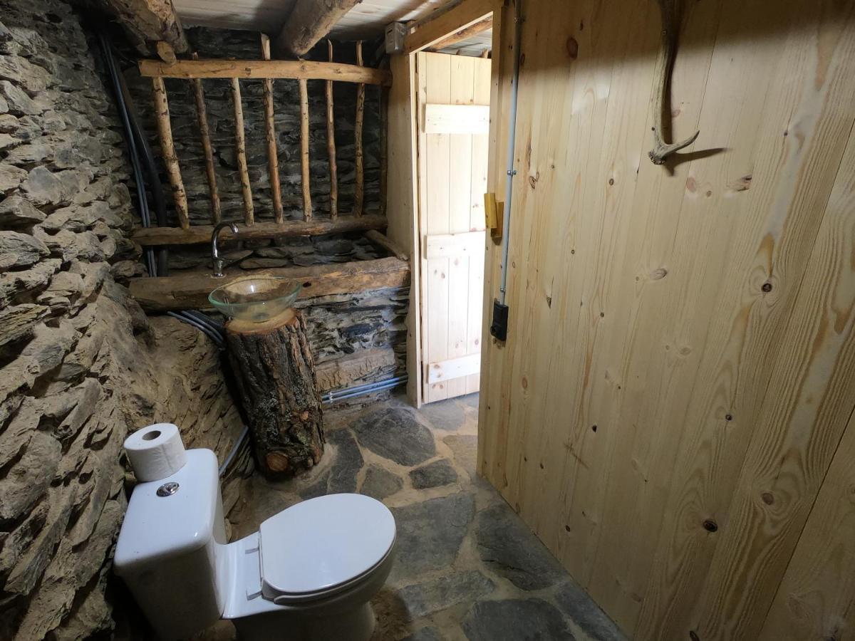 Luxury tent Bordes Pirineu, Costuix