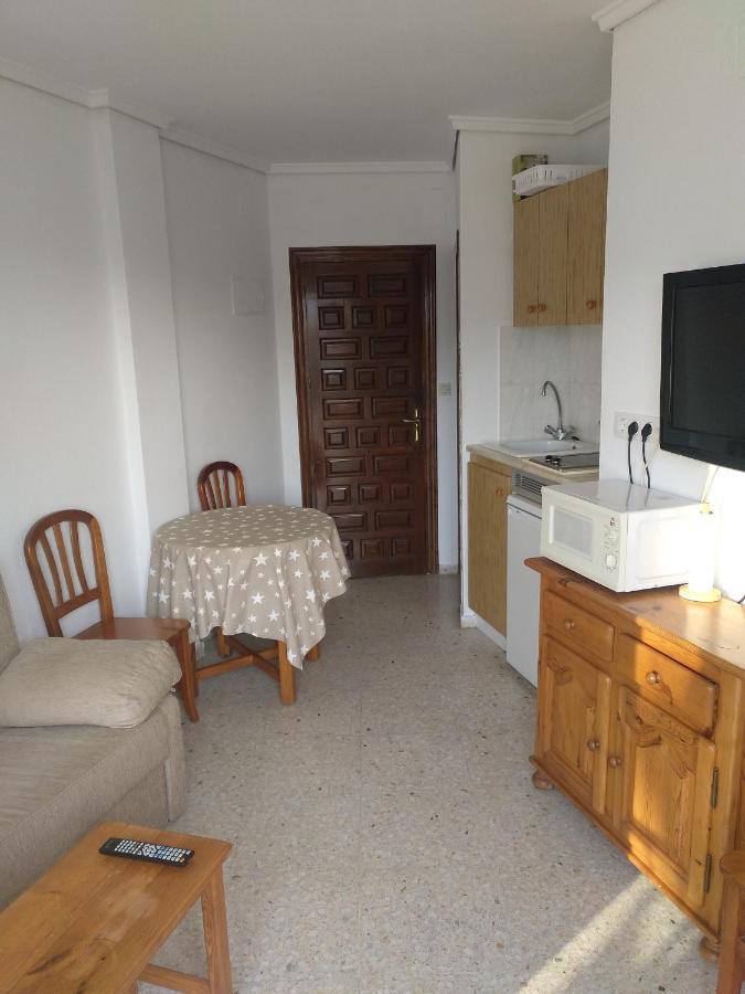 Parchís Con Piscina Apartamento *