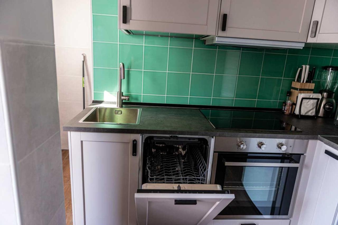 Valsain Con Piscina Y Patio Privado Piscina Abierta * La Pradera de Navalhorno