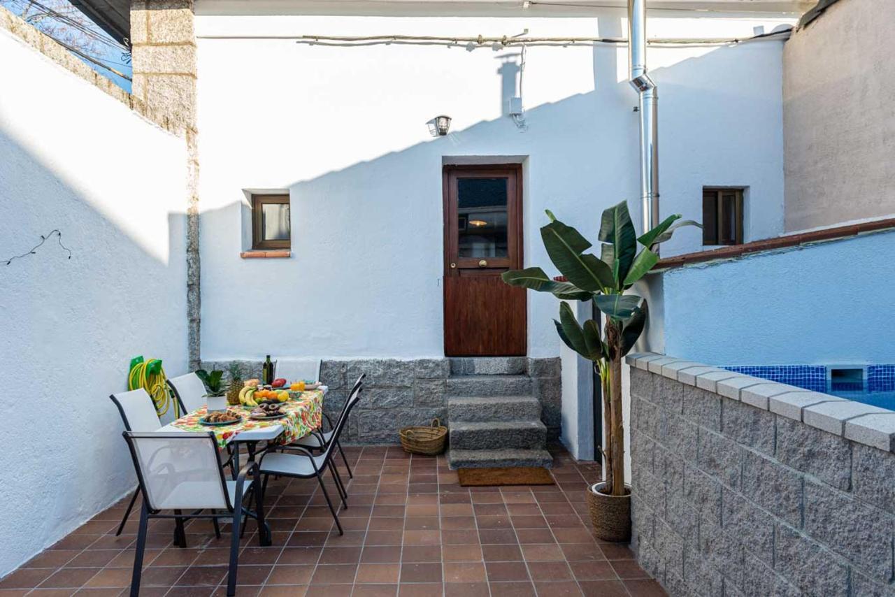 Valsain Con Piscina Y Patio Privado Piscina Abierta * La Pradera de Navalhorno