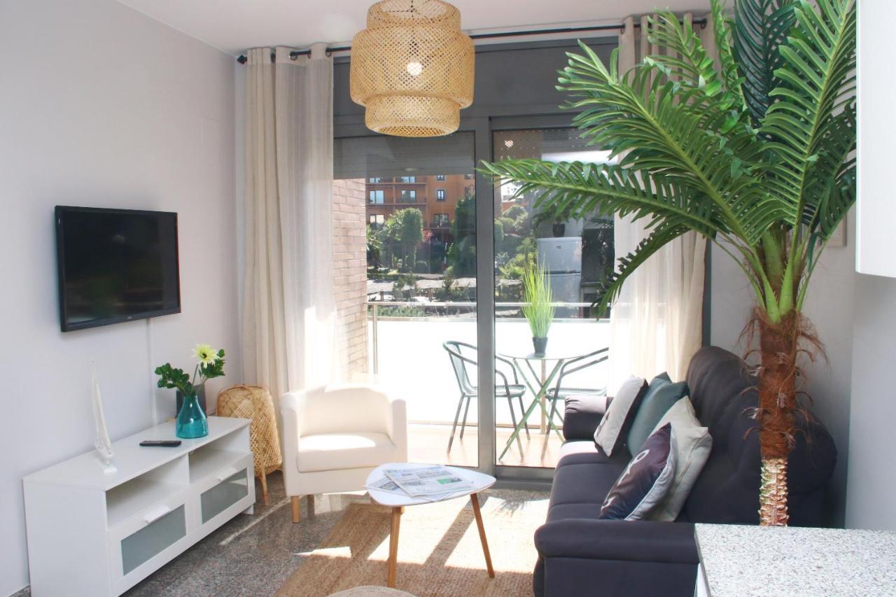 Seahomes Vacations, Beach&pool, In Fenals Apartamento *