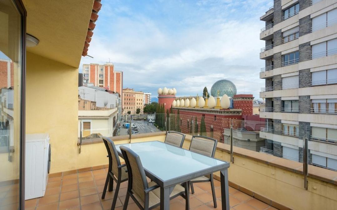ático Enfrente Del Museo Dalí Apartamento