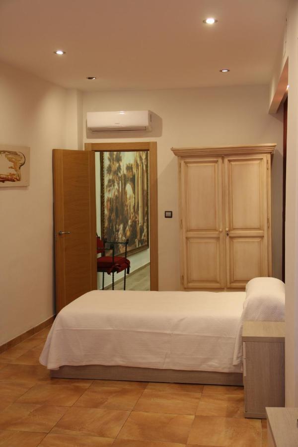 Poeta Machado Guest house *