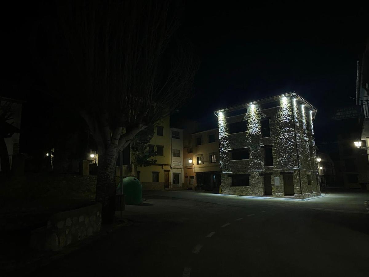 Casa Paredes, *