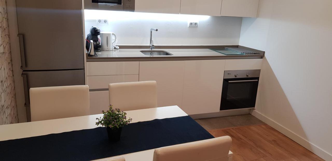 El Carmen Con Parking Gratis Apartment