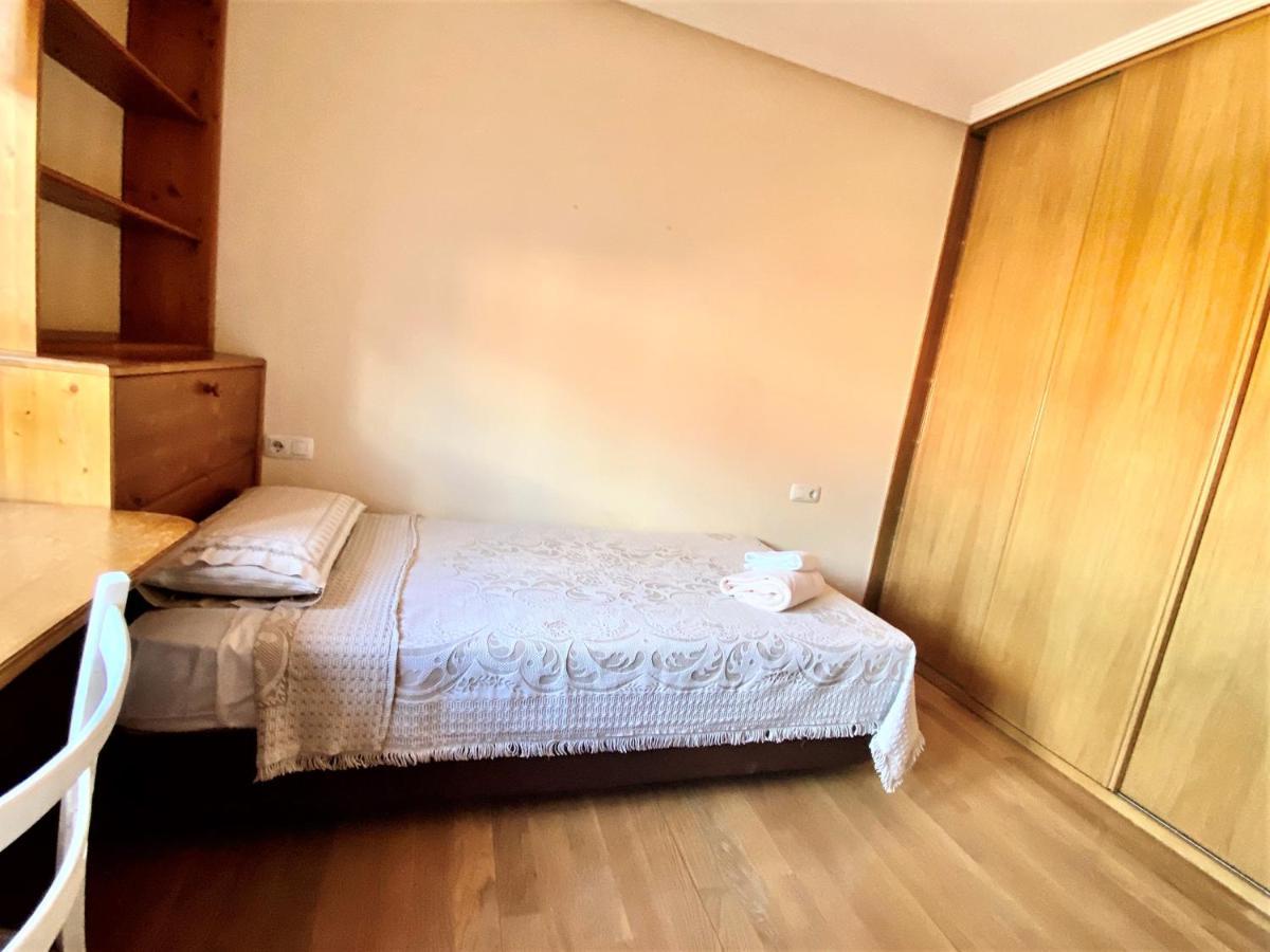 Housingleón - San Marcos Con Garaje Apartamento