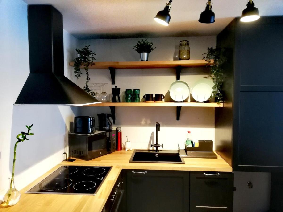 Pintoresco Piso A 5 Min De La Playa Wifi/netflix Apartment Ares