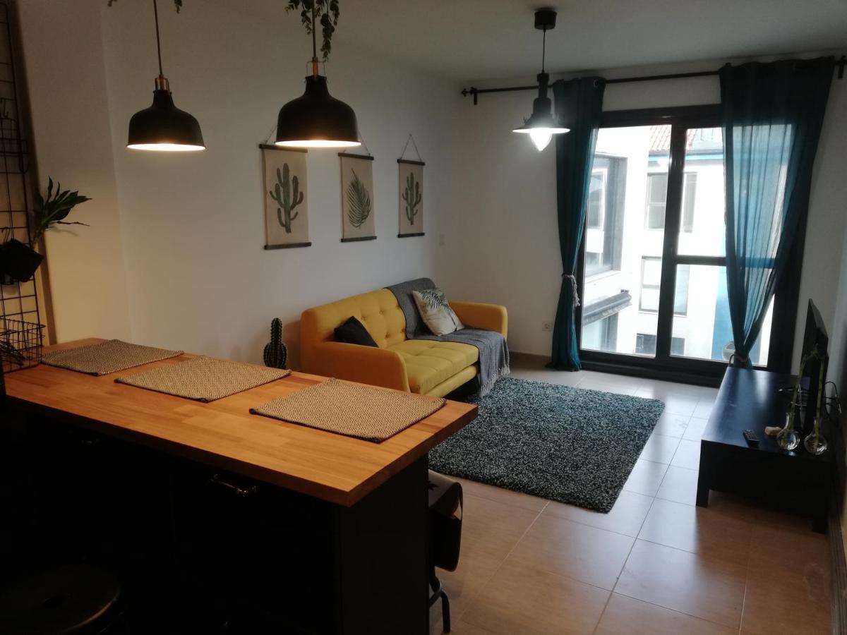 Pintoresco Piso A 5 Min De La Playa Wifi/netflix Apartment