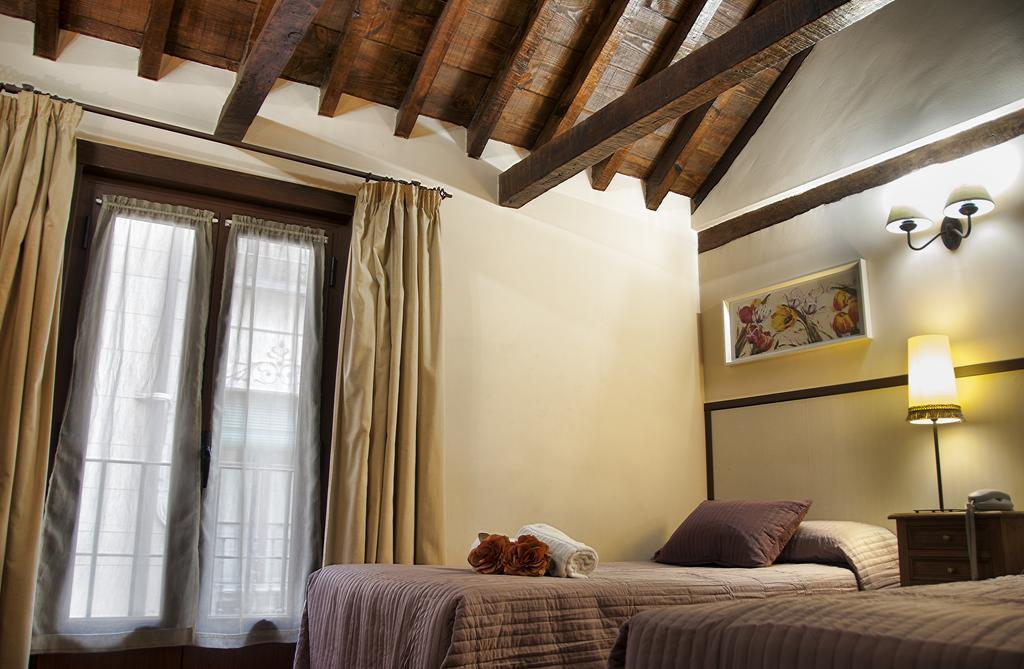 Hostal Alfonso XII By Toledo Ap Guest house