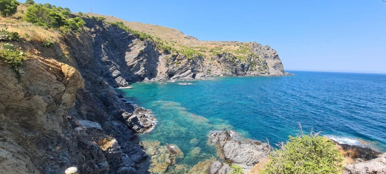 Apartamento Nuevo Costa Brava Con Wifi Y Accesible Apartment *