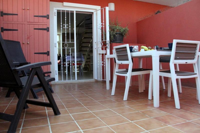 Duplex Isabel Costa De Antigua