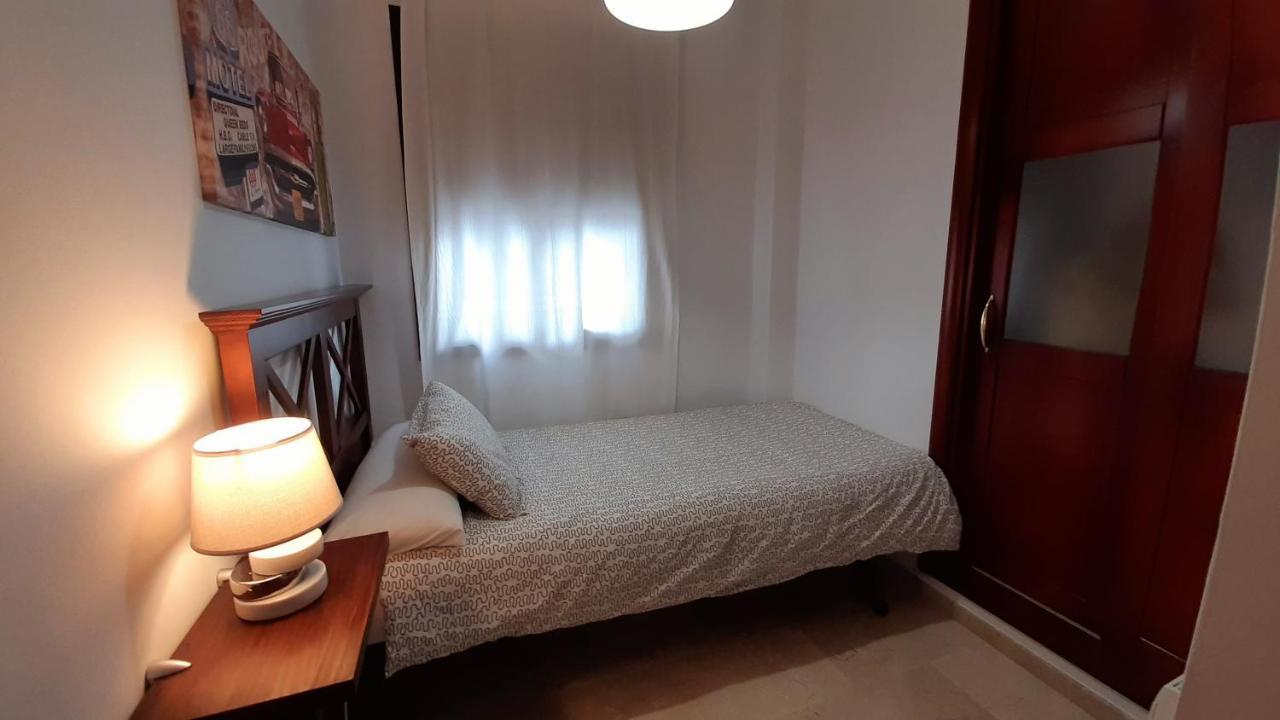 Cómodo Y Acogedor En El Centro Con Wifi Apartamento