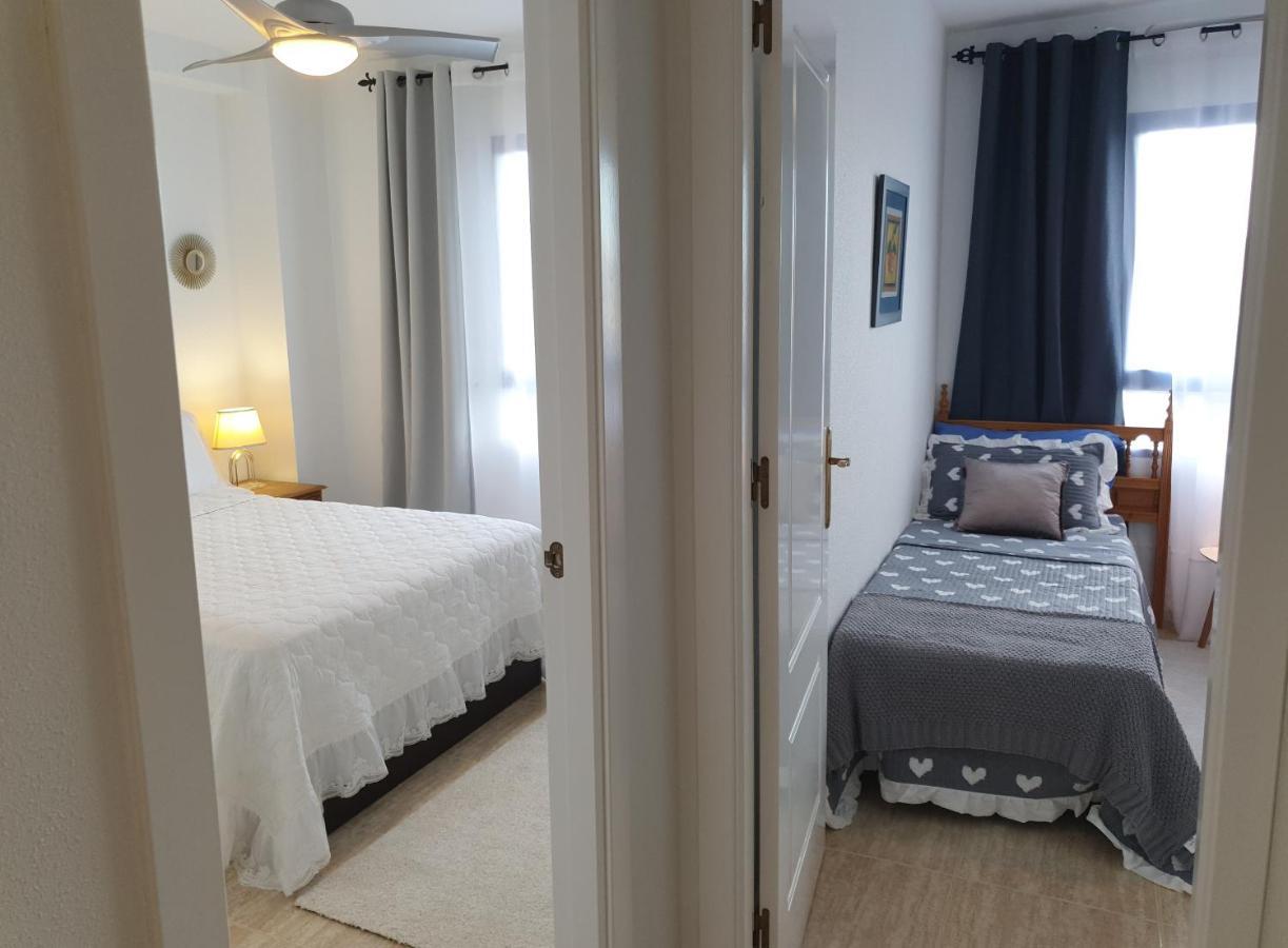 In Overlooking The Swimming Pool Apartment Campoamor