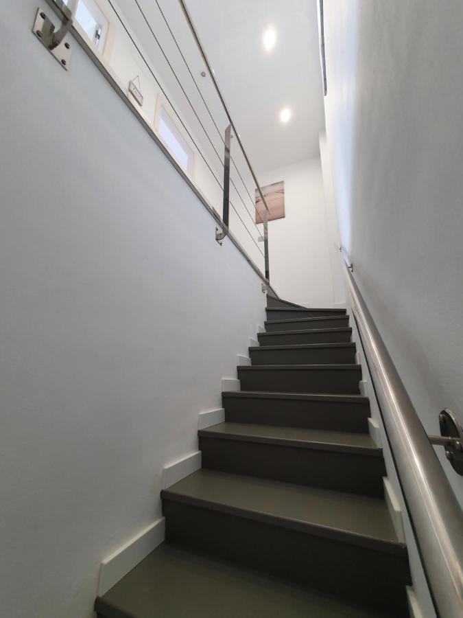 Moderno Duplex Y Piscina