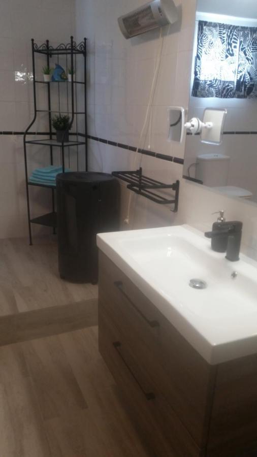 Homestay Casa Alegria Las Encebras