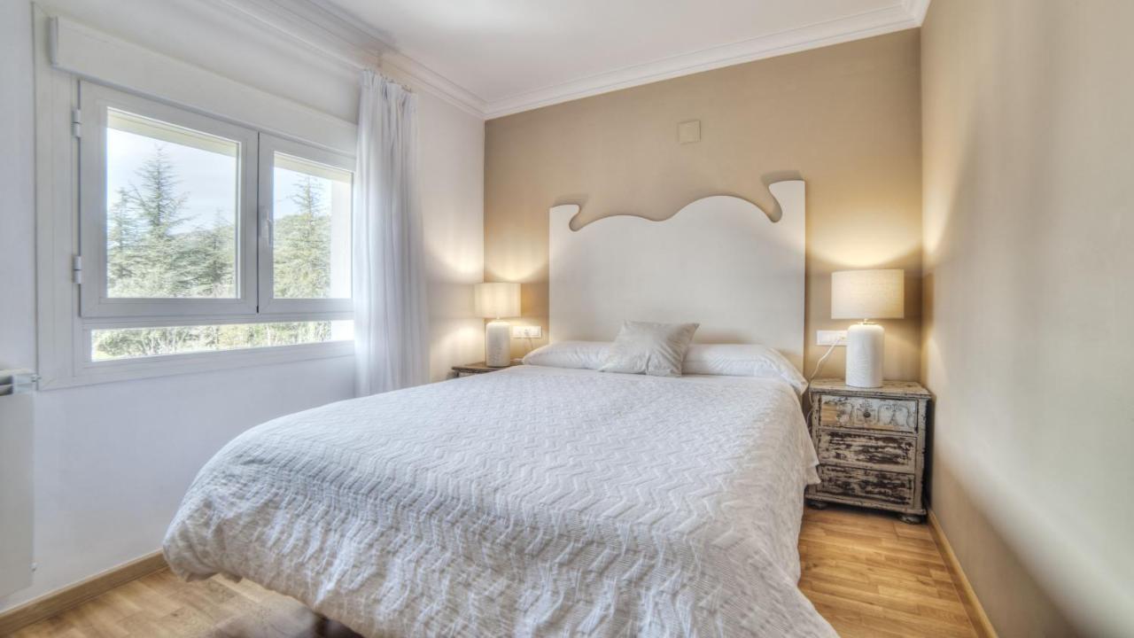 Pura Vida Pirineos Hotel