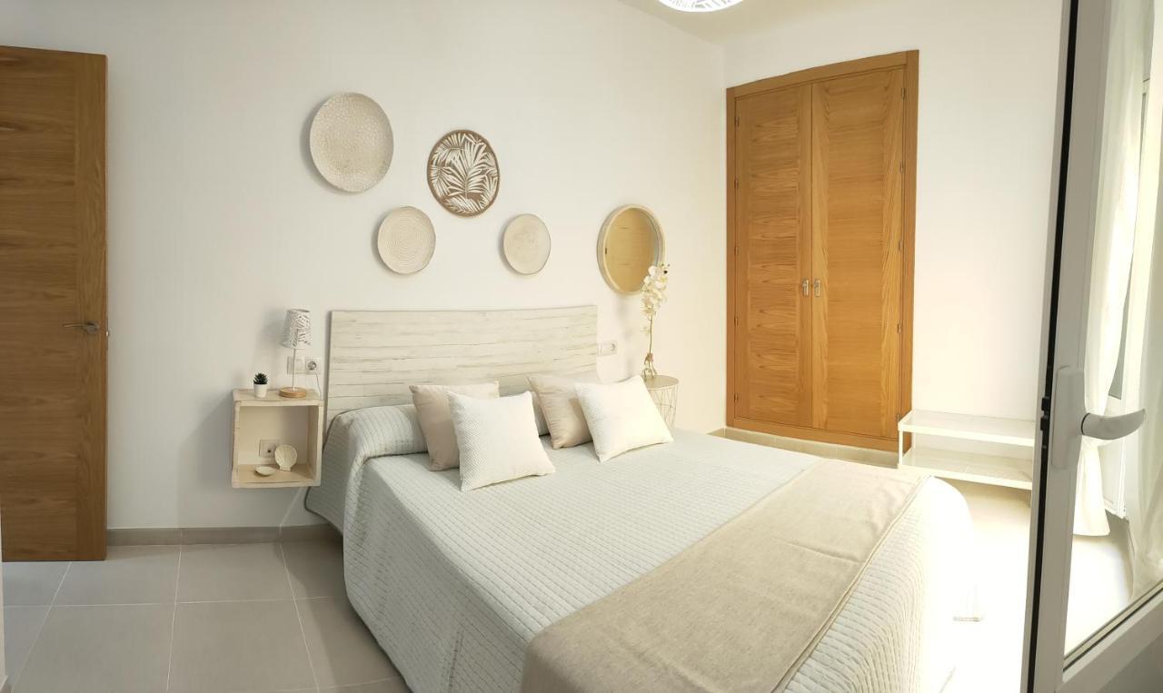 Relax Chiclana-aparcamiento Privado-tv Cable-wifiplus-aire Acond-incluido