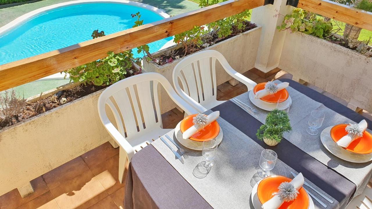 Juncos Y Lirios, Apartment