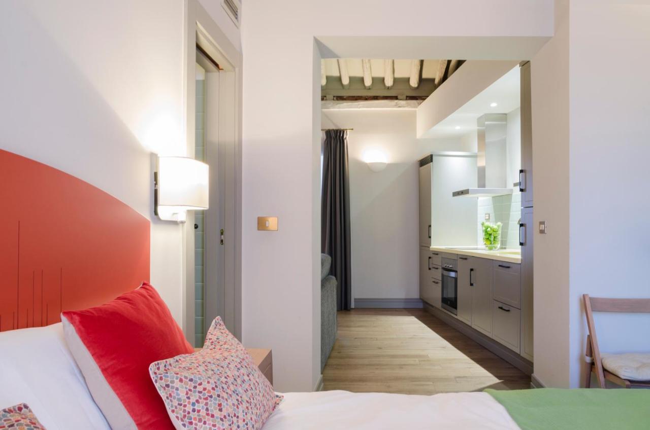 Blue Windows House Aparthotel 3*