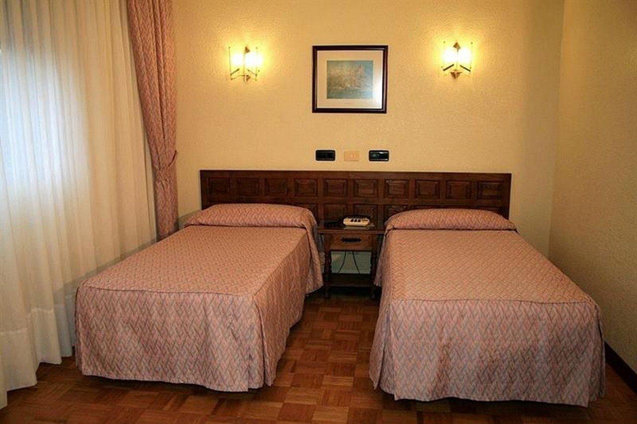 Hotel Vegas Burgo