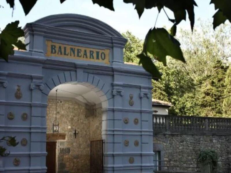Balneario De Alceda