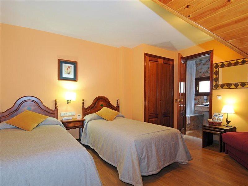 Eth Pomer Hotel Vielha