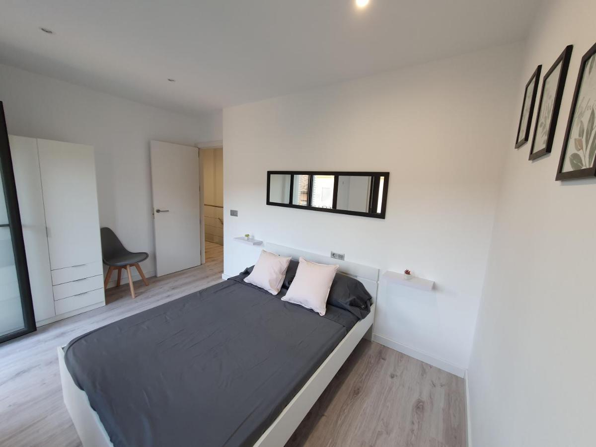 Moderno Duplex Y Piscina *