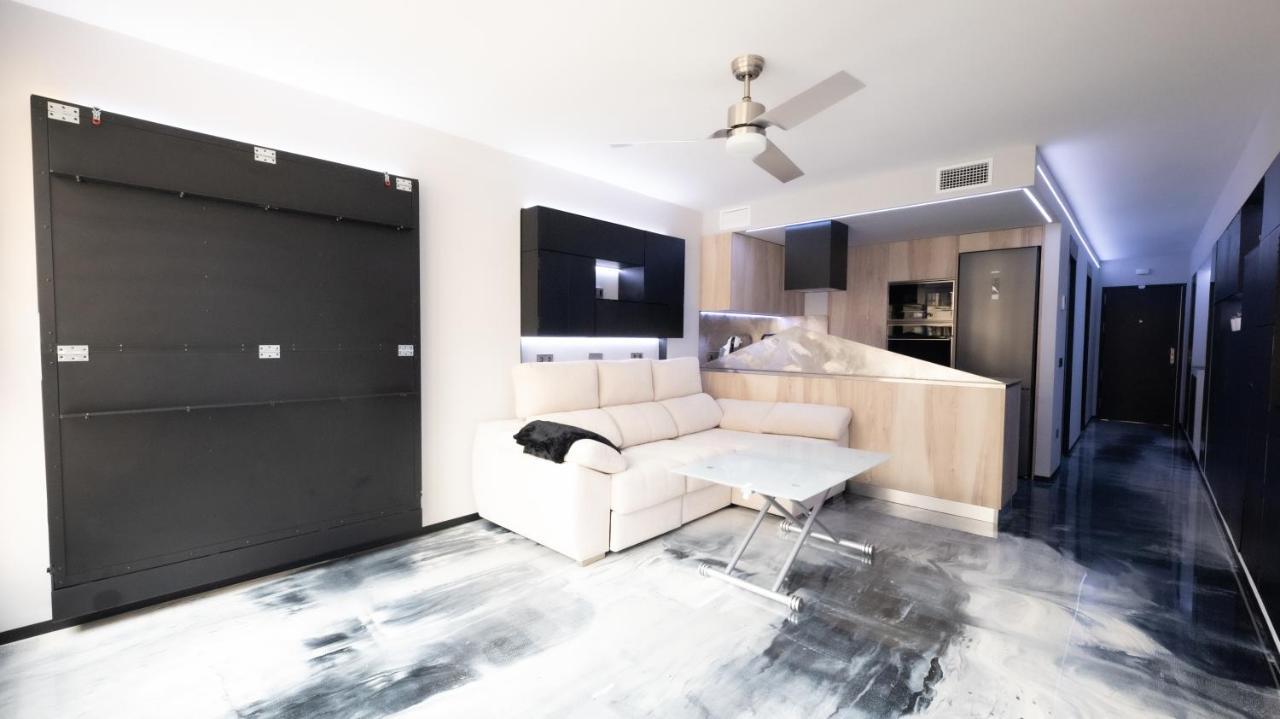 Apartamento La Farola - Luxury Domotic Flat In Puerto Deportivo