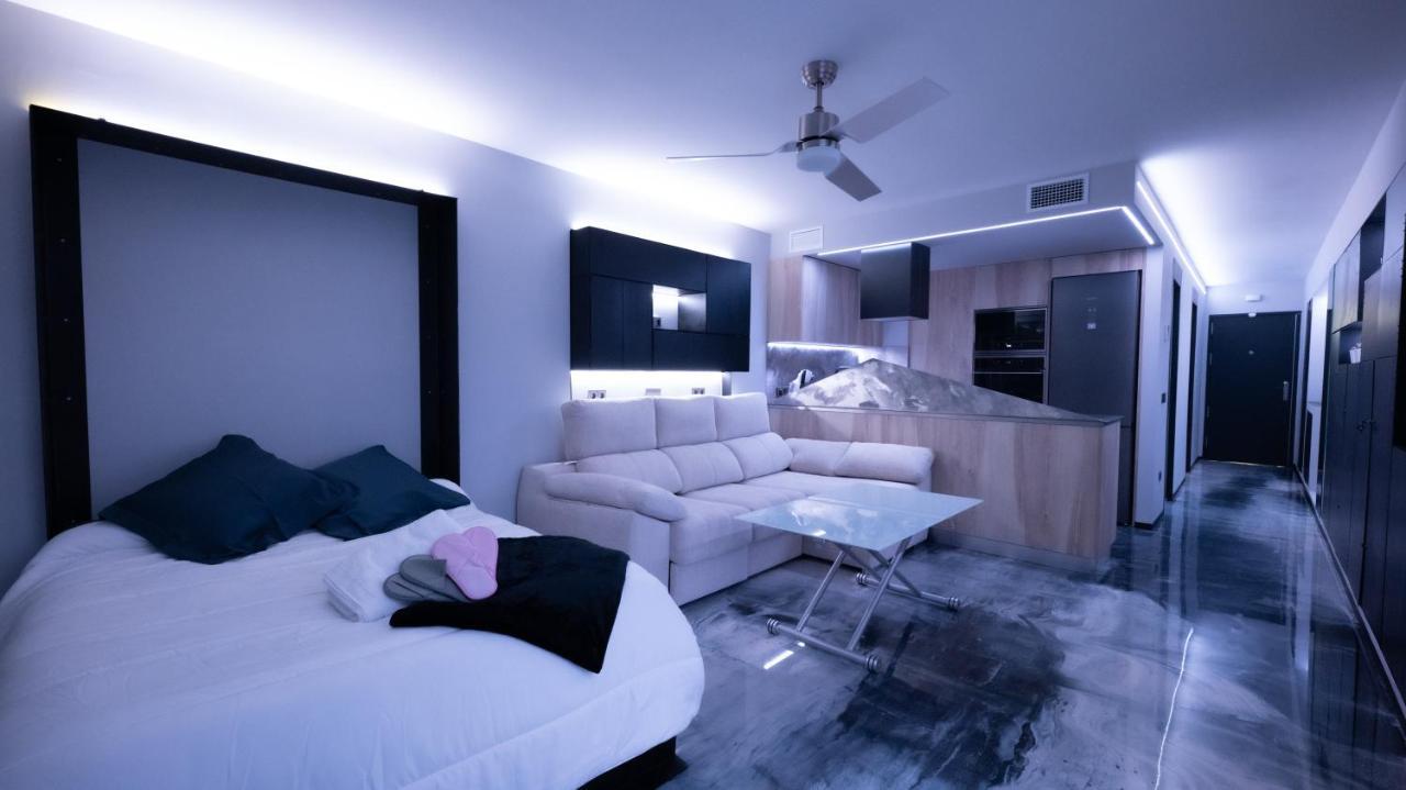 La Farola - Luxury Domotic Flat In Puerto Deportivo Apartamento
