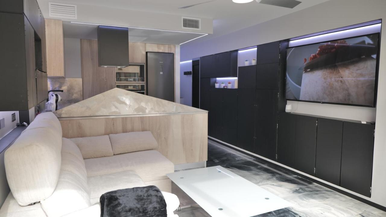 La Farola - Luxury Domotic Flat In Puerto Deportivo Apartamento *