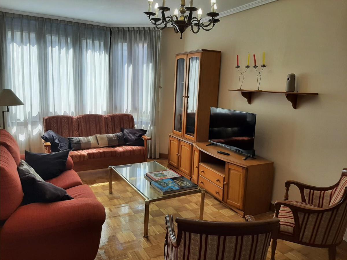 Toyos Iroko Apartment