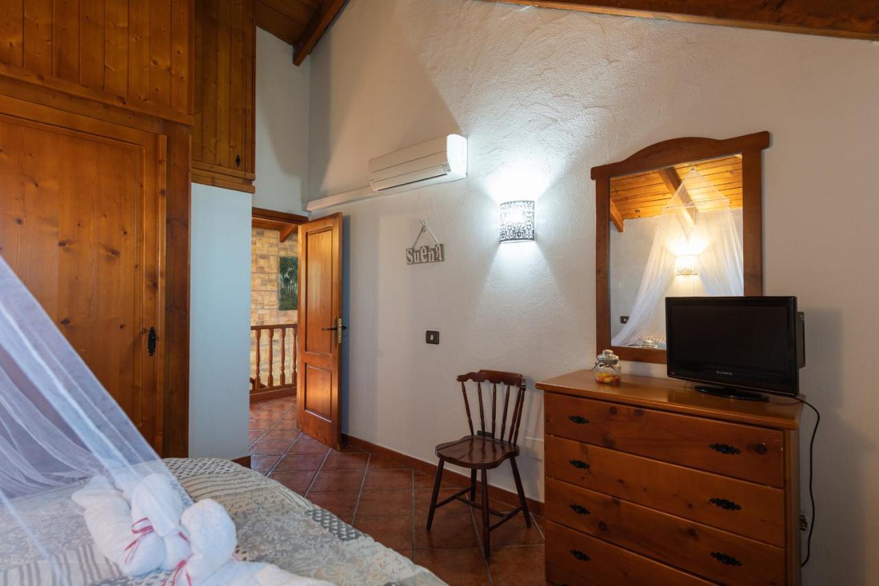 The Corner Of Dreams - Pool - Parking - Rural Villa