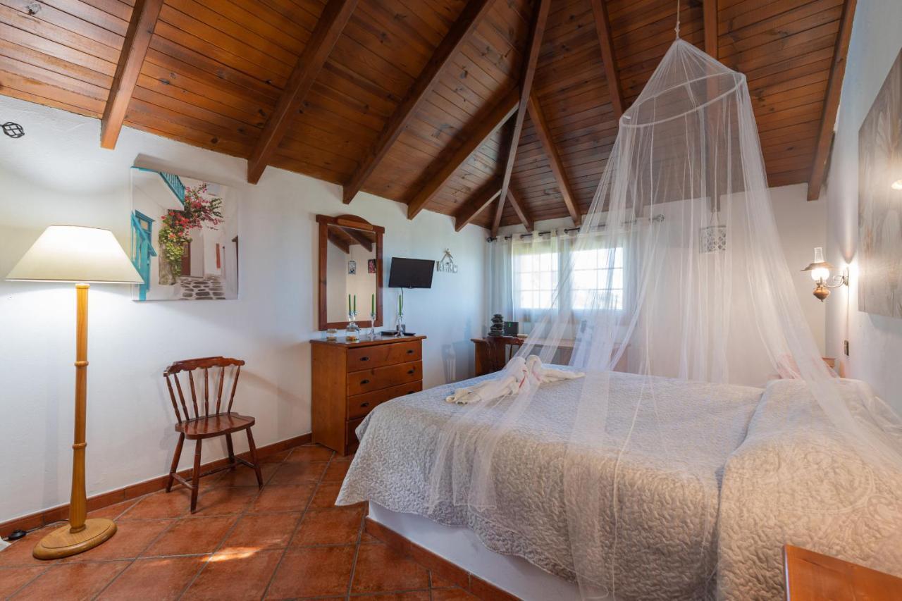 Villa The Corner Of Dreams - Pool - Parking - Rural