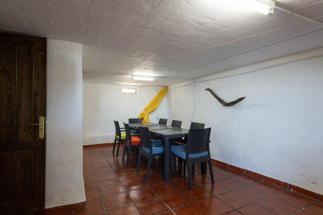 The Corner Of Dreams - Pool - Parking - Rural