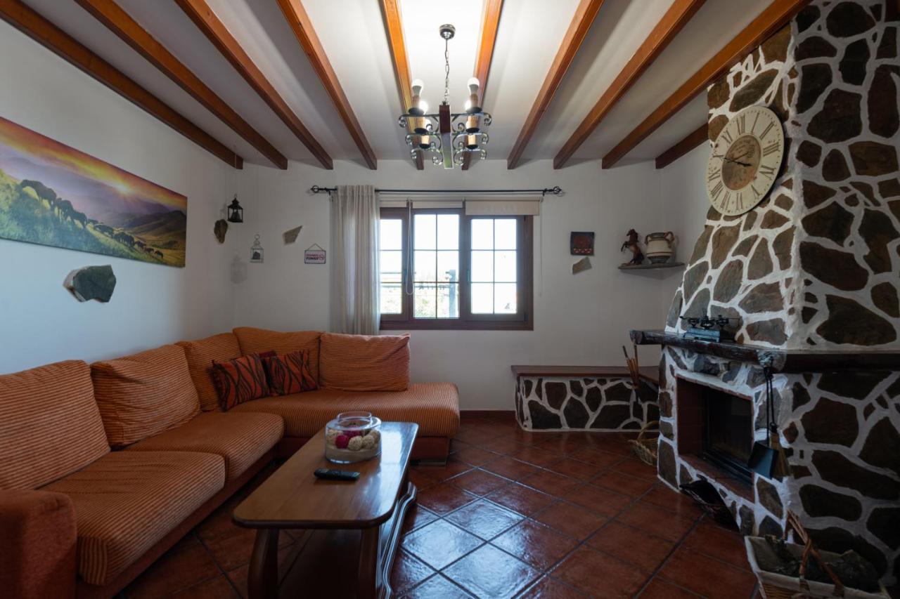 The Corner Of Dreams - Pool - Parking - Rural *