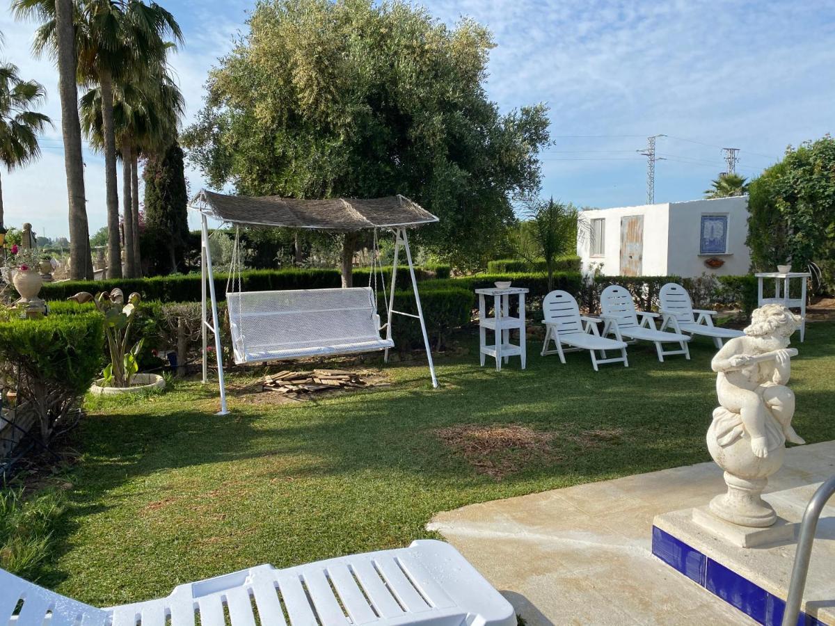 Con Piscina En Sevilla En Palacios Y Villafranca Сasa de vacaciones Los Palacios Y Villafranca