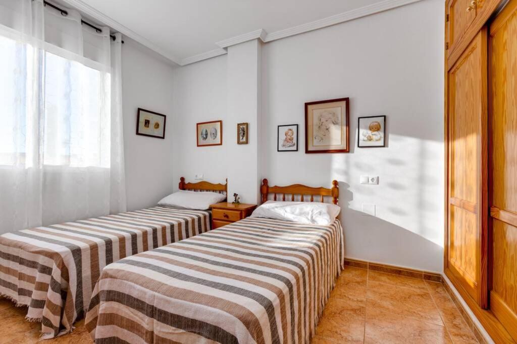 Ramon Gallud 204 Apartment *