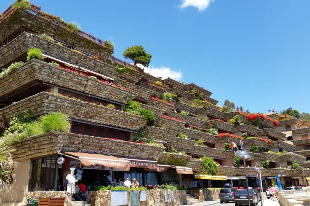 Exclusivo En Primera Línea En Tossa de Mar