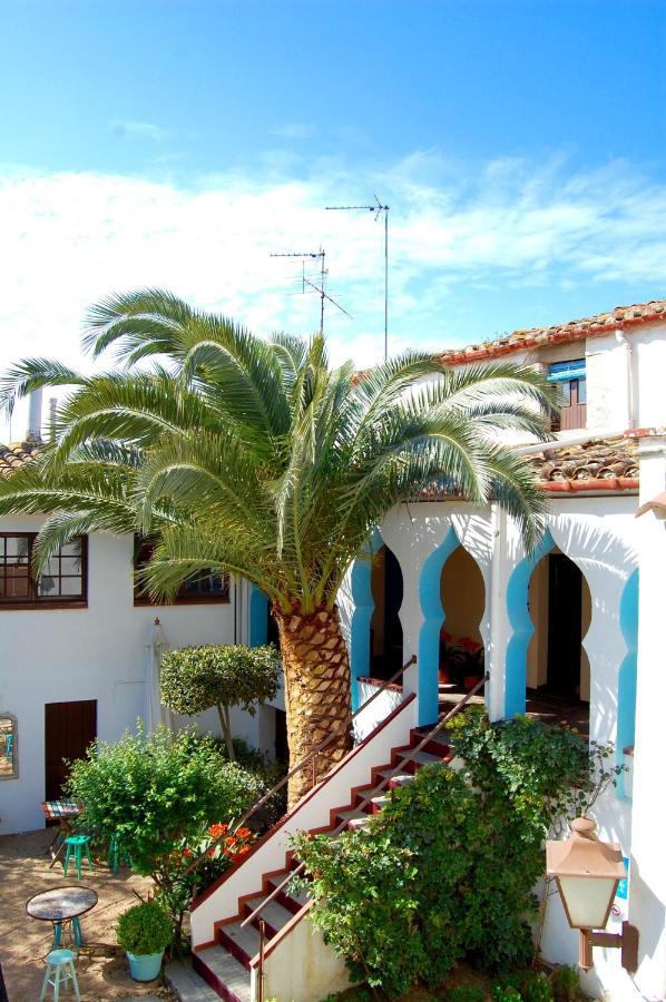 L'estrella Guest house *
